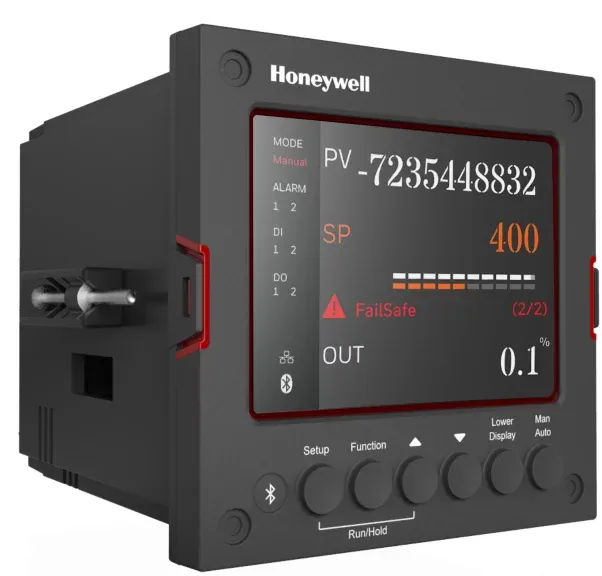 UDC2800 DIN controller for precise control in complex systems.